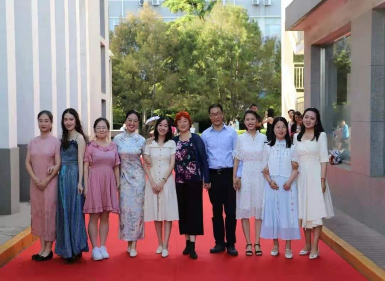 C:\Users\DELL\AppData\Local\Temp\WeChat Files\fcd52d8661ff9fb5cd187bcab8d4472.jpg